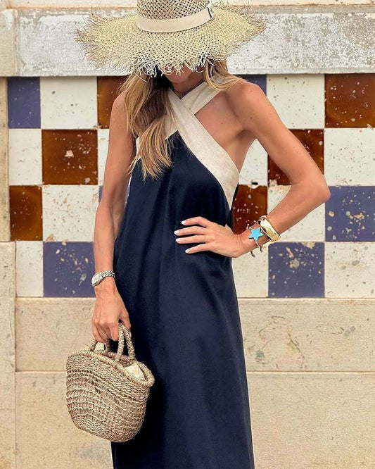 ™Eleganza | שמלת ערב אלגנטית ללא גב עם צווארון חוצה